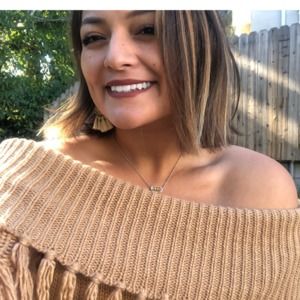 Meet your Posher, Karina